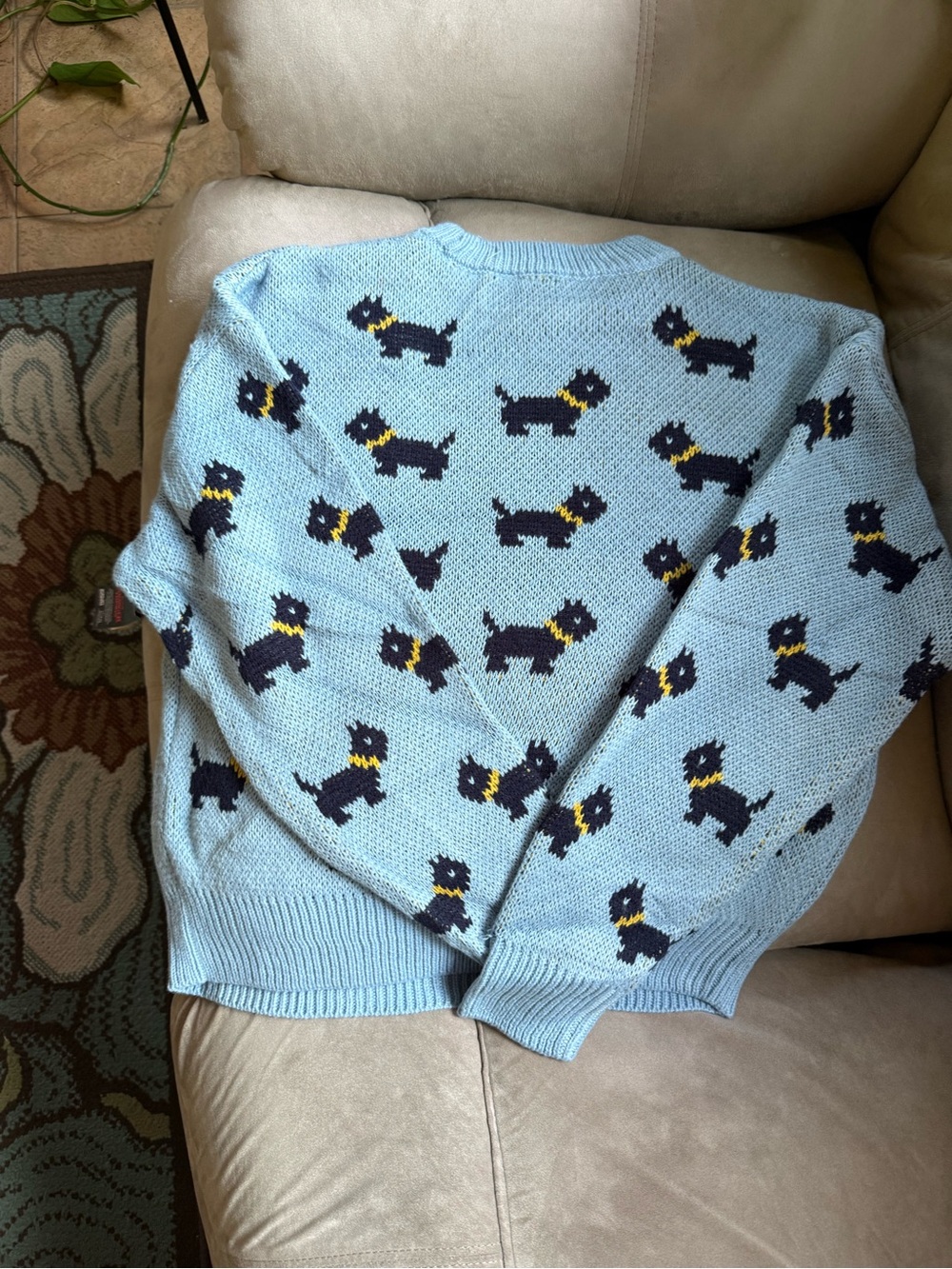 Stranger Things Blue Scottie Dog Sweater -NWT - Picture 2 of 5